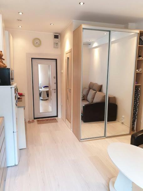 Studio Apartment Located In The Center Of Tallinn. Buitenkant foto